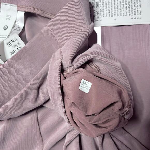 Lululemon Drapey Softstreme Flared Pant Twilight Rose Size XXS - Picture 4 of 5